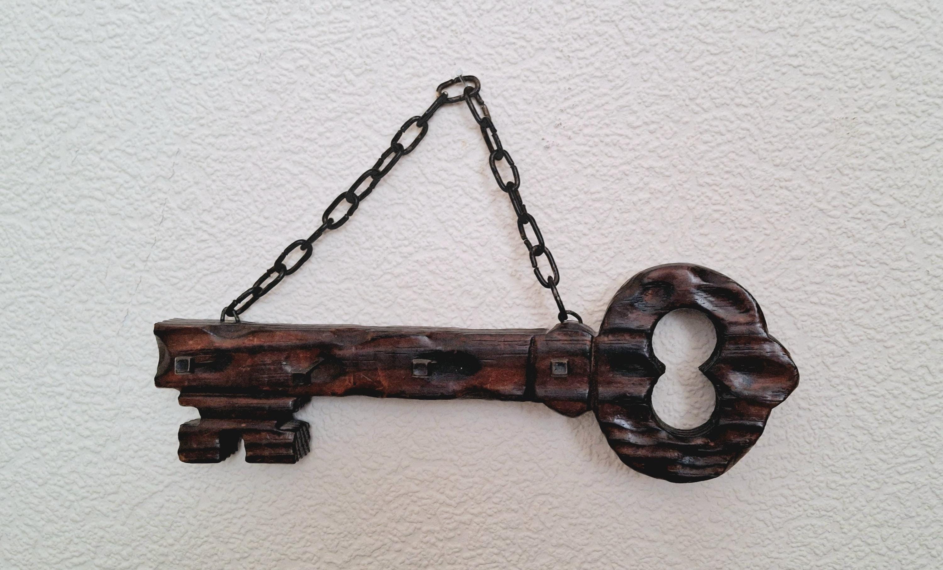 Vintage rustic key holder, key hooks