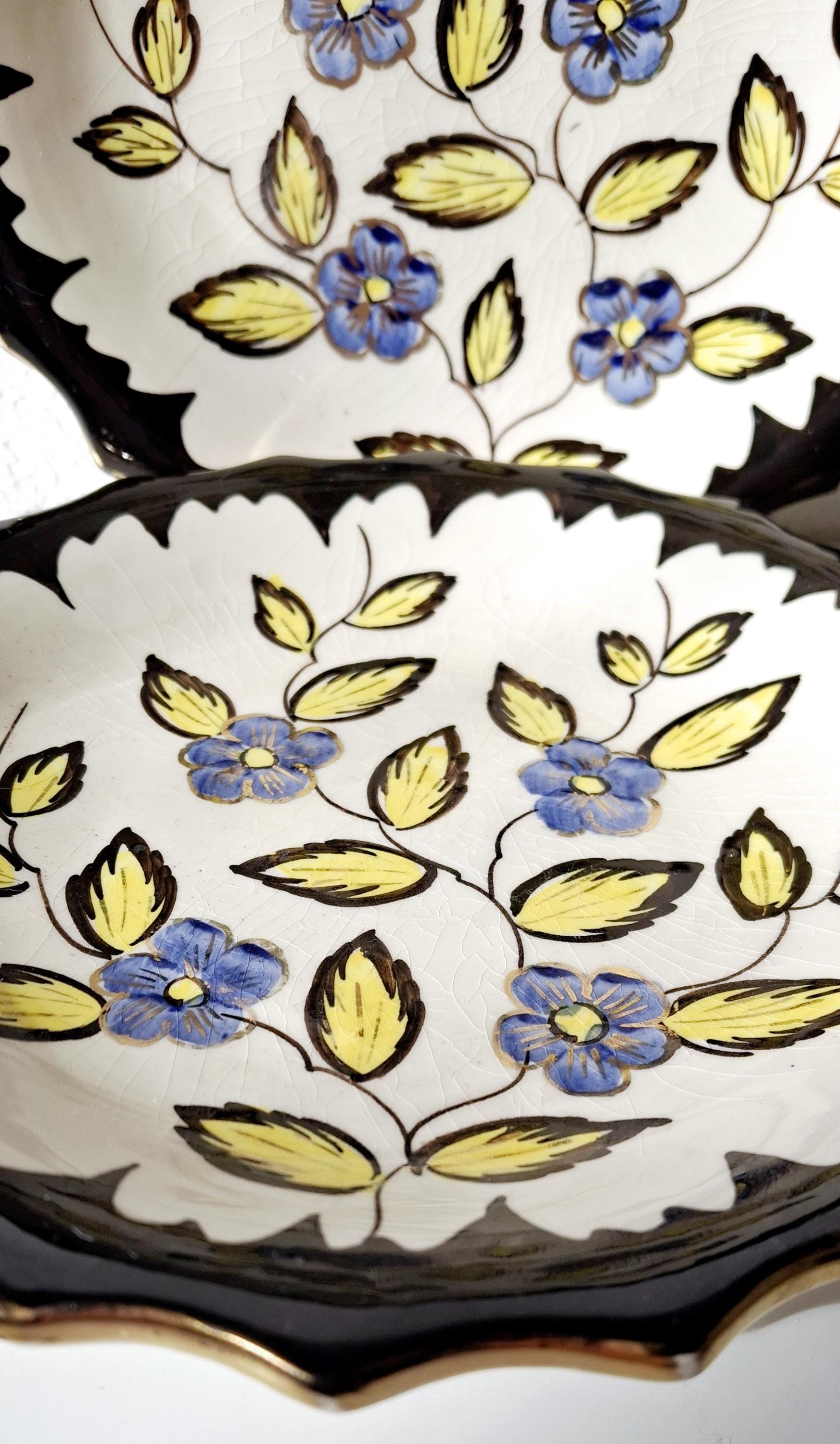 Vintage Diana Gouda decorative plates with gold detailing