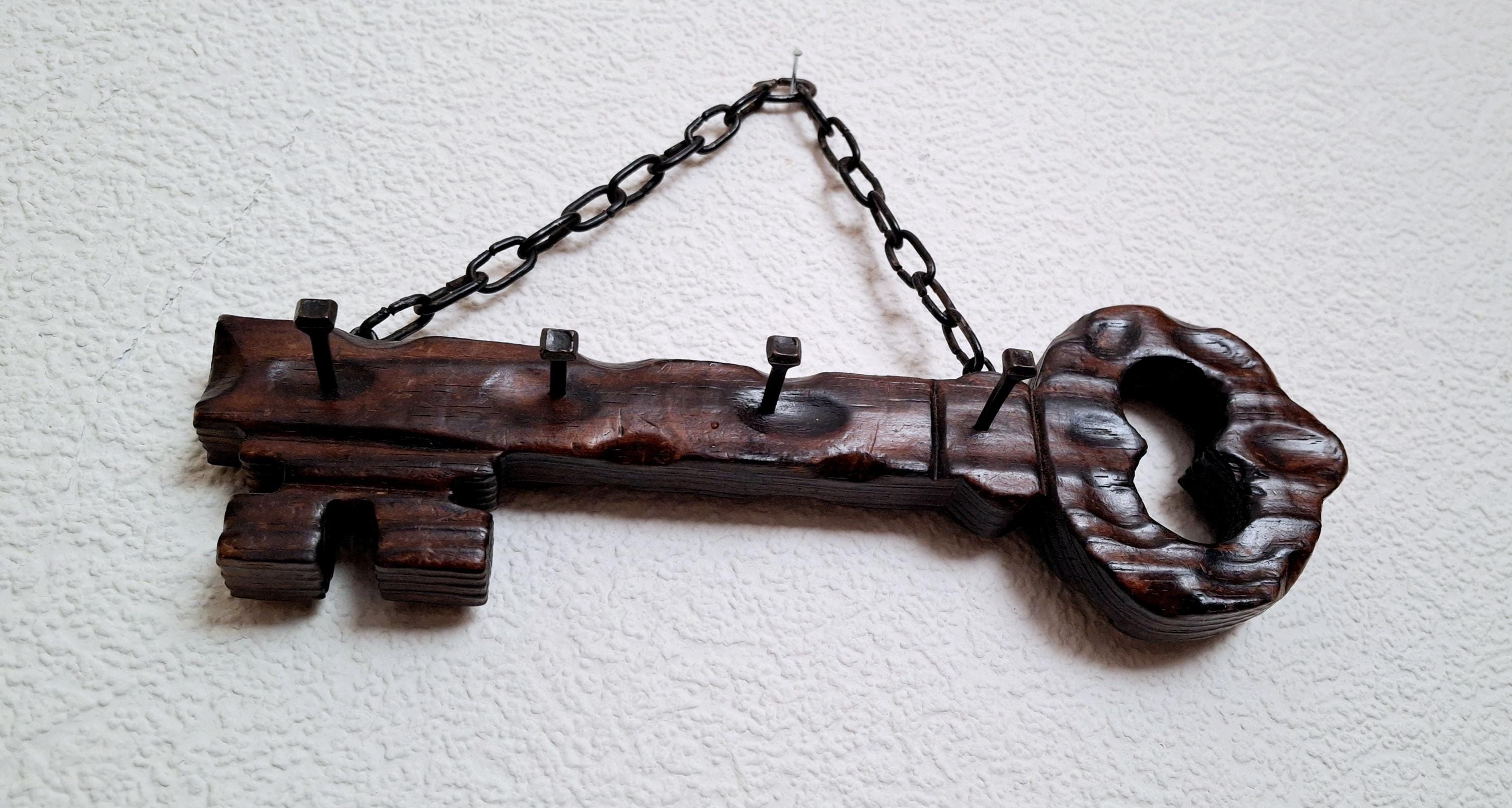 Vintage rustic key holder, key hooks