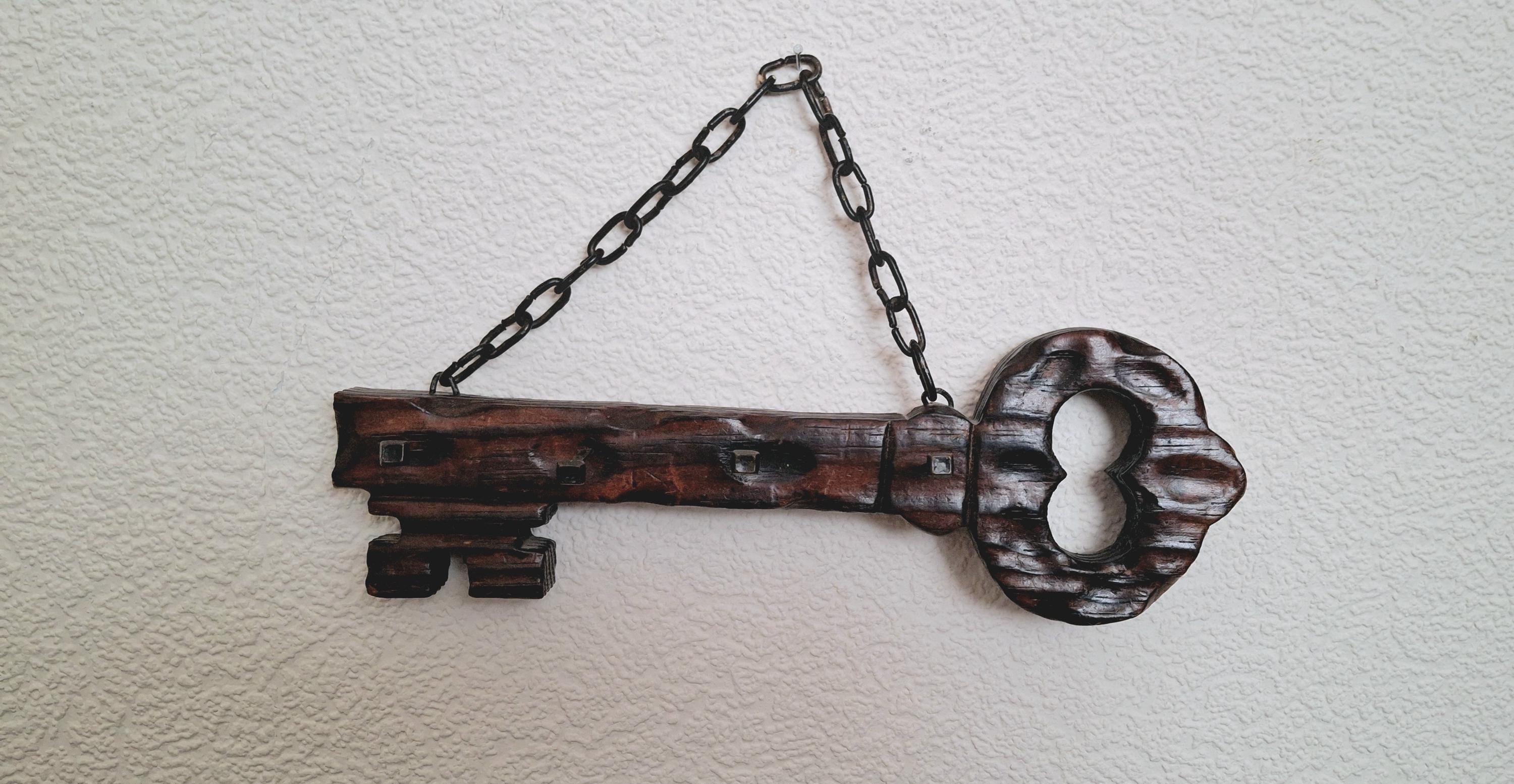 Vintage rustic key holder, key hooks