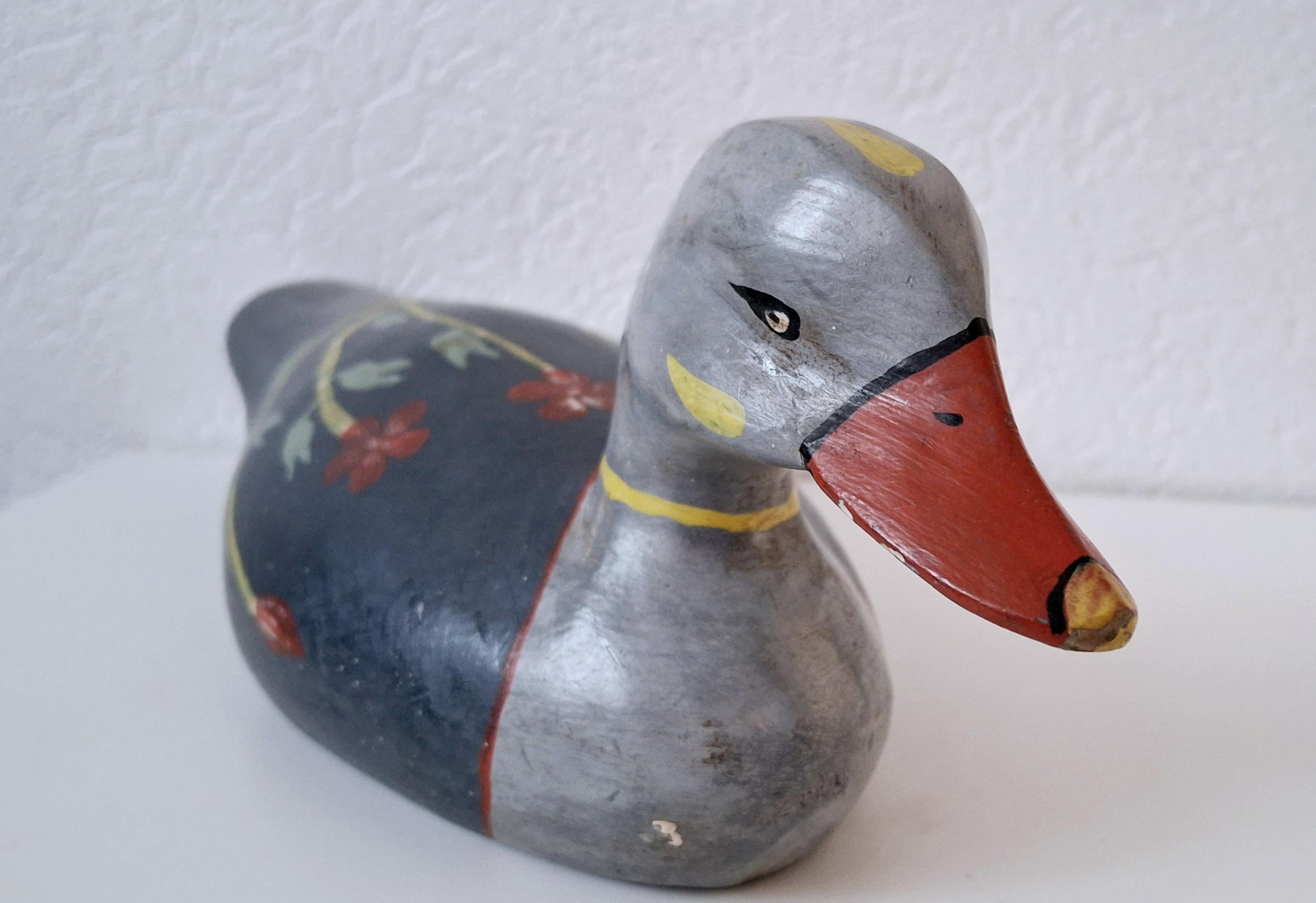 Wooden duck sculpture, folk art carvings