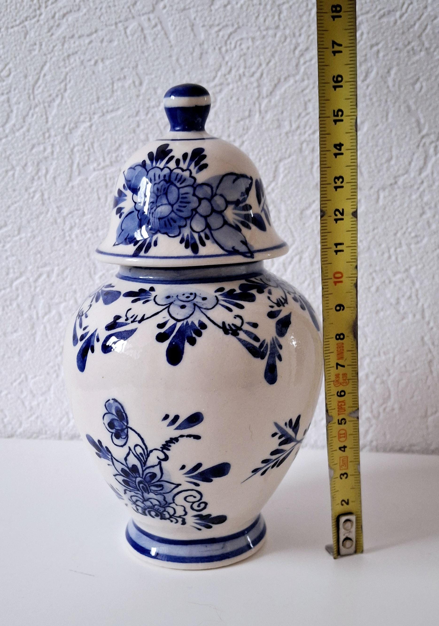 Delft Blue porcelain mini set, Ginger jar vase and small plates