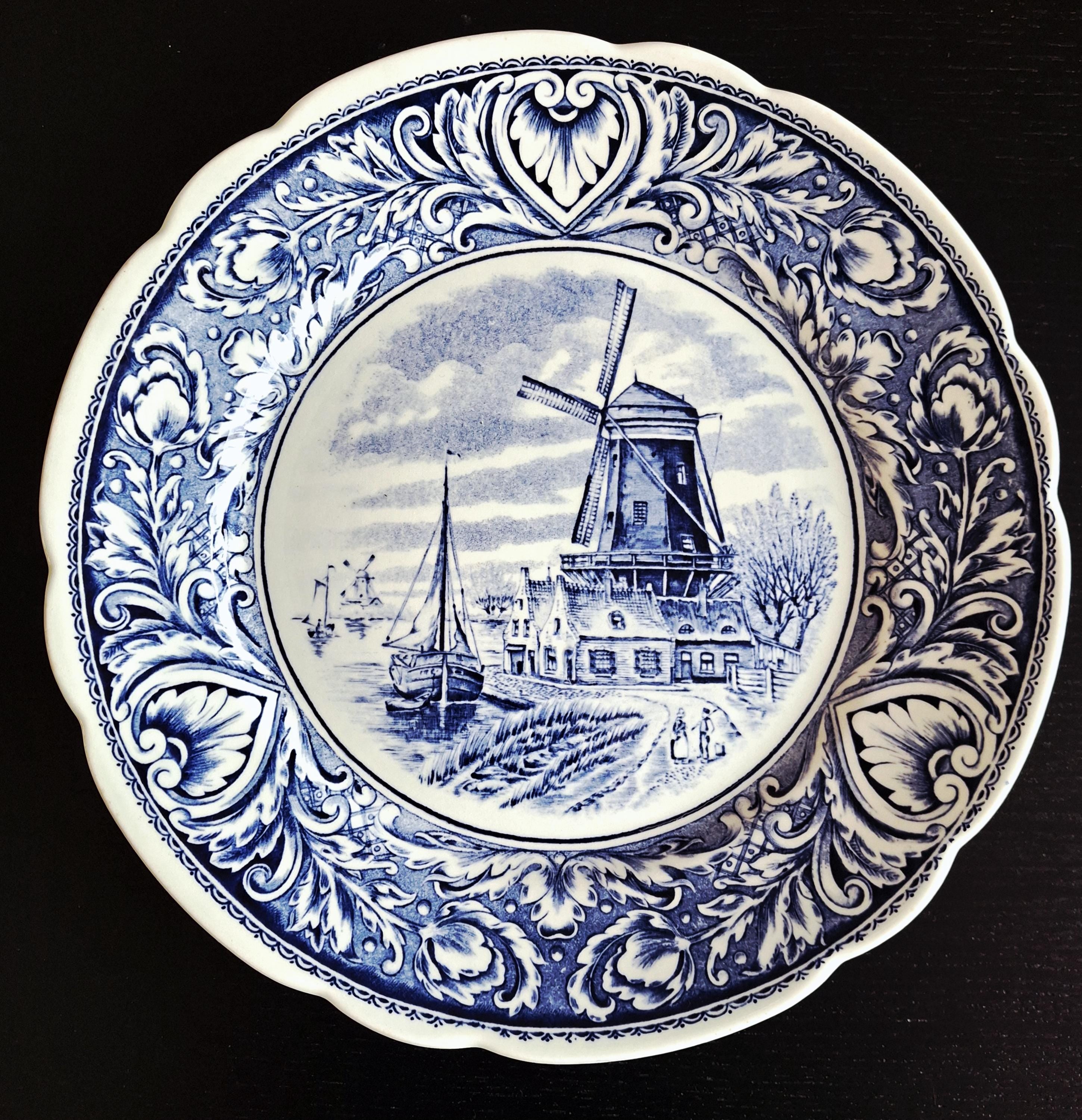 Two vintage Delft Blue Plates by Boch, 10 inches