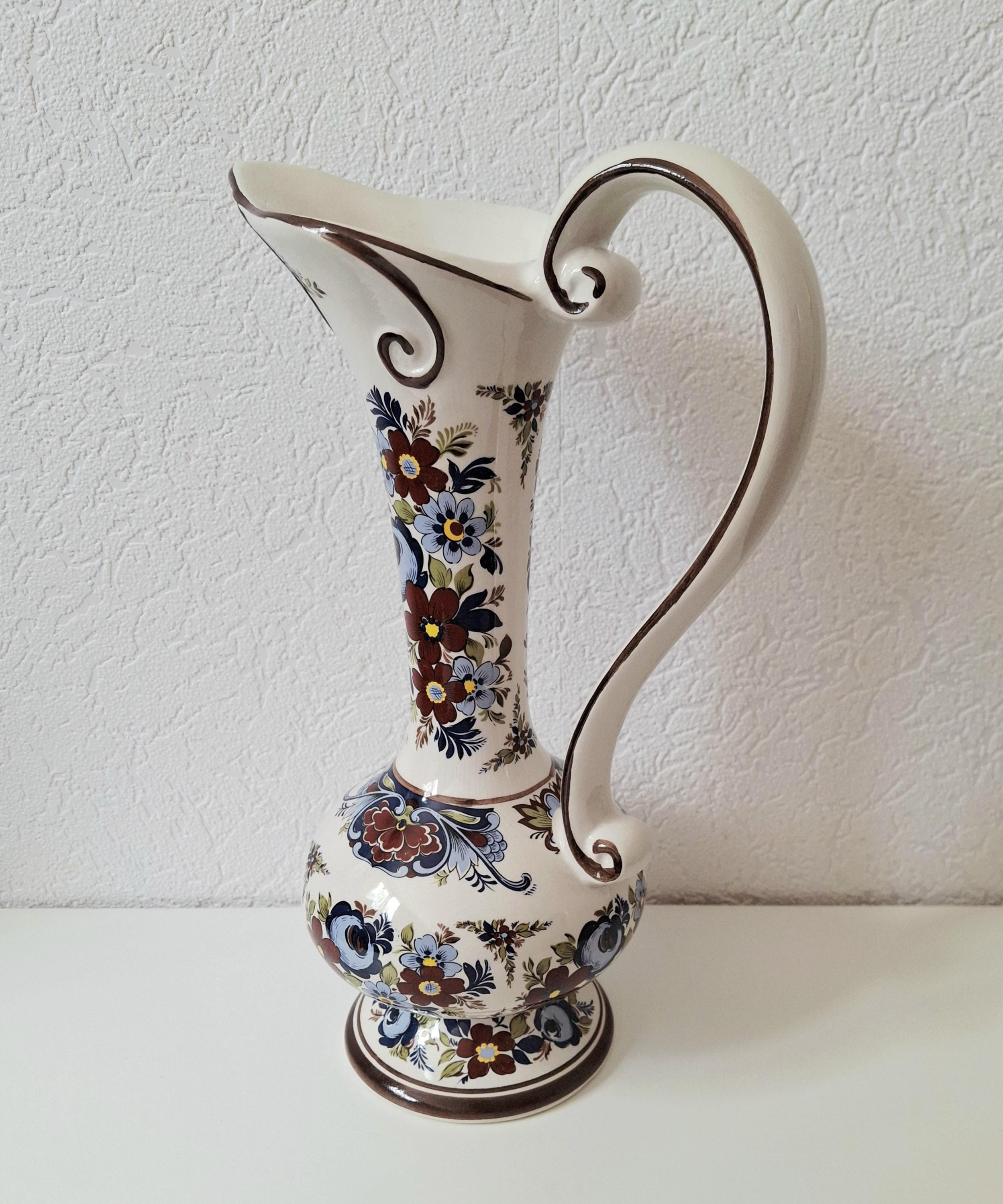 Dutch ceramic pitcher/vase, Oud Hollandsch Plateel Handwerk