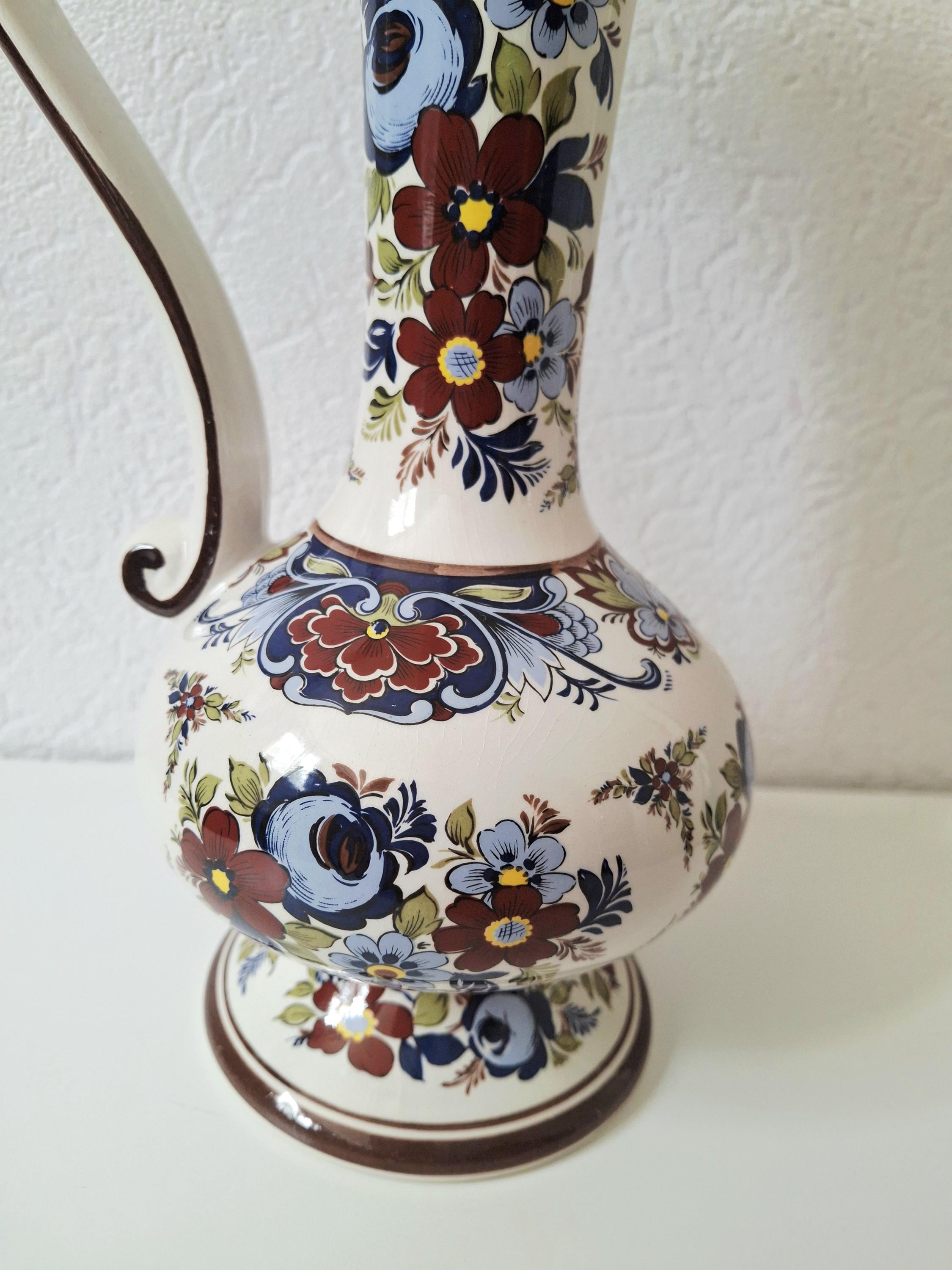 Dutch ceramic pitcher/vase, Oud Hollandsch Plateel Handwerk