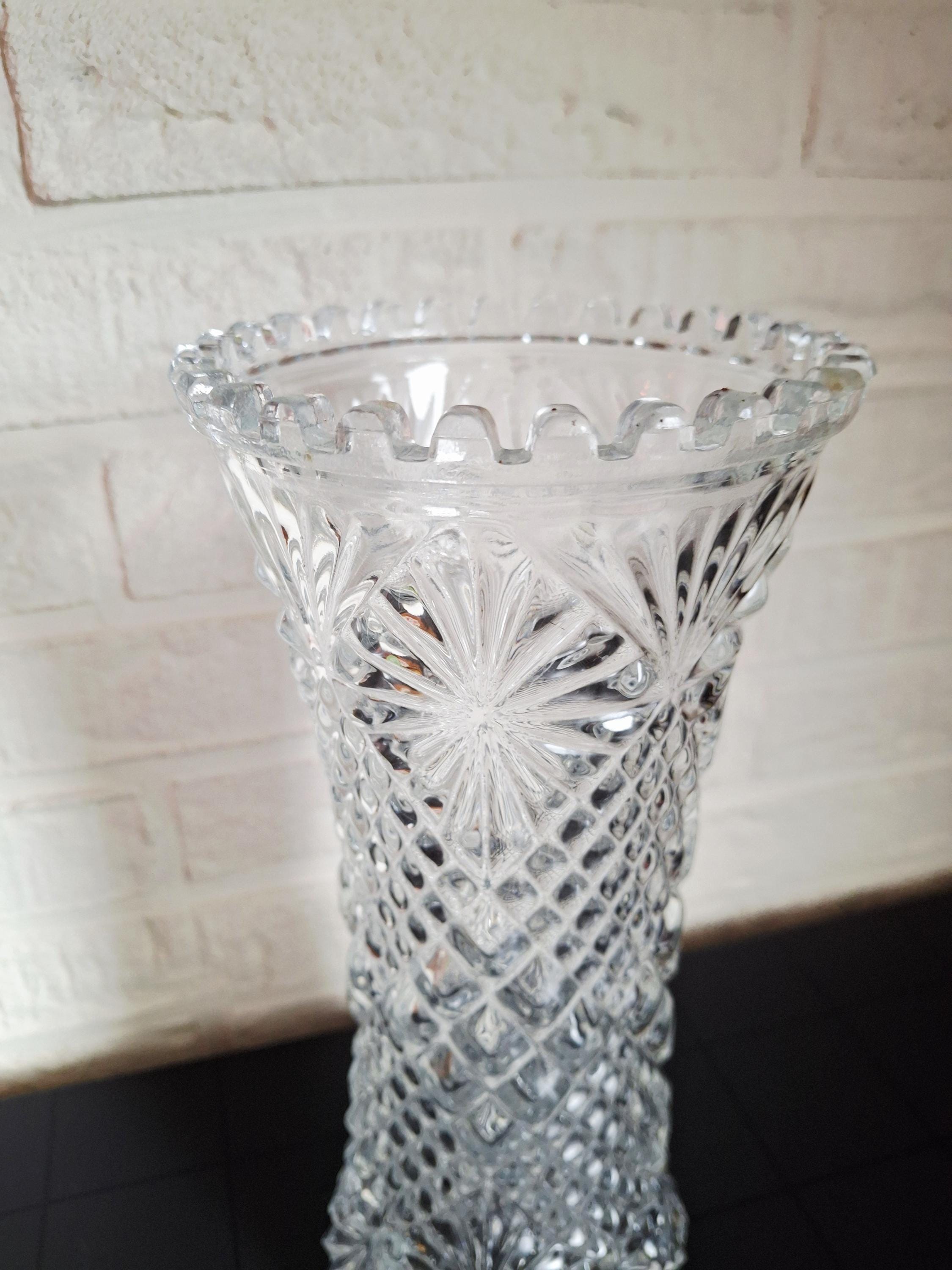 Vintage glass from Finland, Riihimäki crystal vase, 26 cm