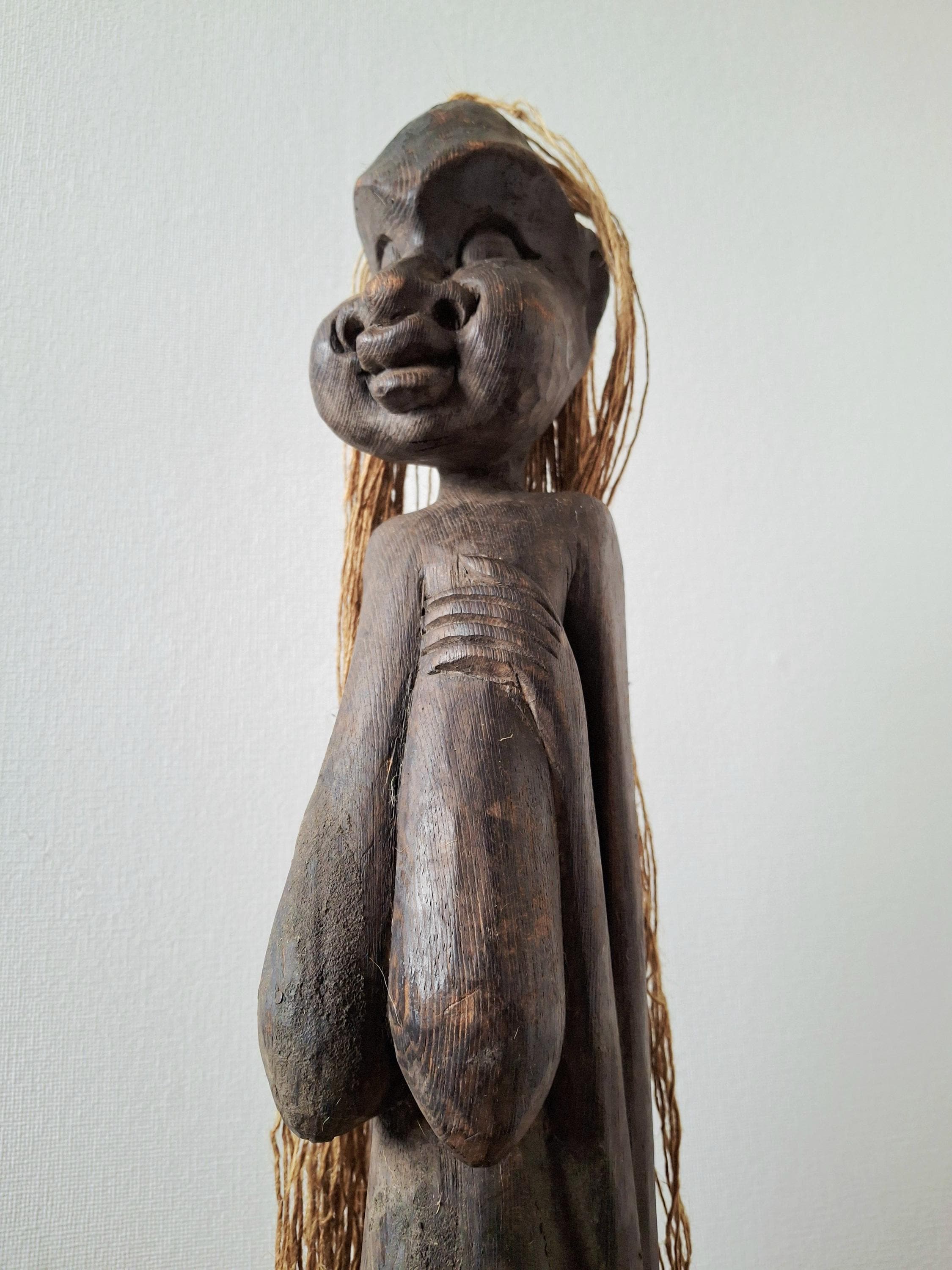 Tall african tribal female figure, Hand carved wood sculpture - 101.5 cm