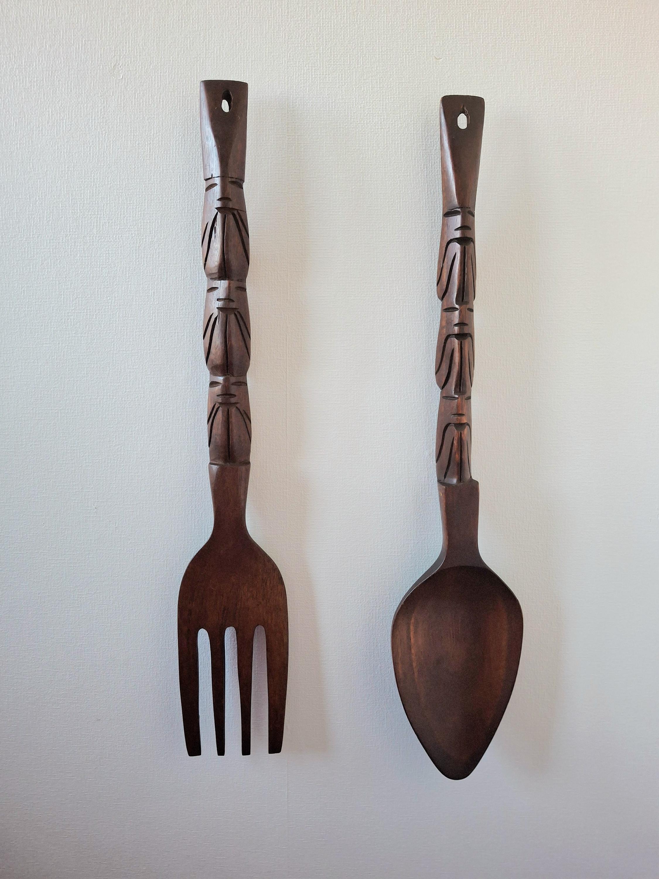 Large Tiki wall fork and spoon set