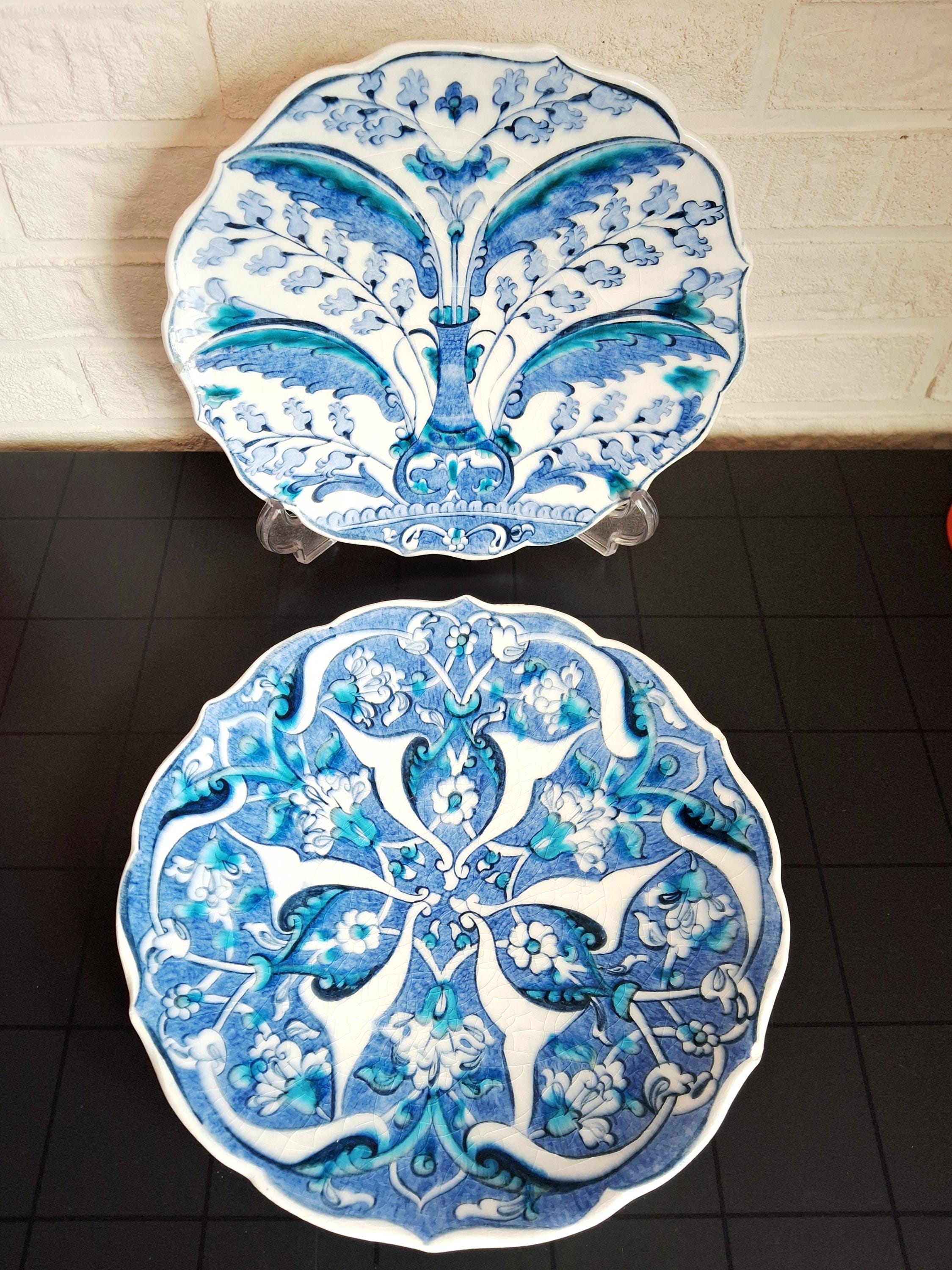 Set of 2 handmade Turkish ceramic plates Ezgi Çini Kütahya, Blue & White decorative plates