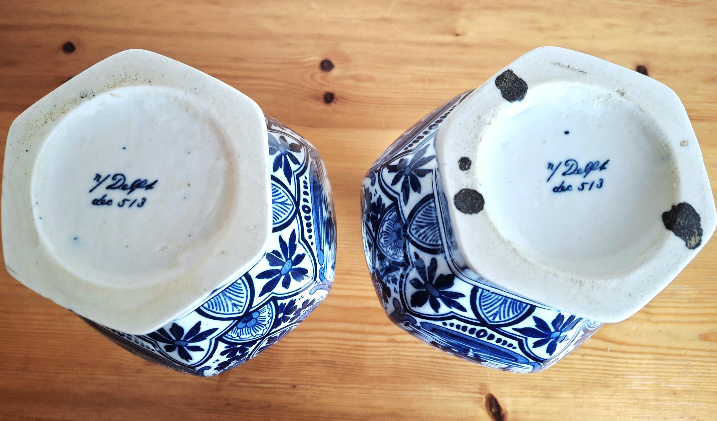Pair of two Delft-style vases, Mosa Maastricht L. Regout 1900-1930s