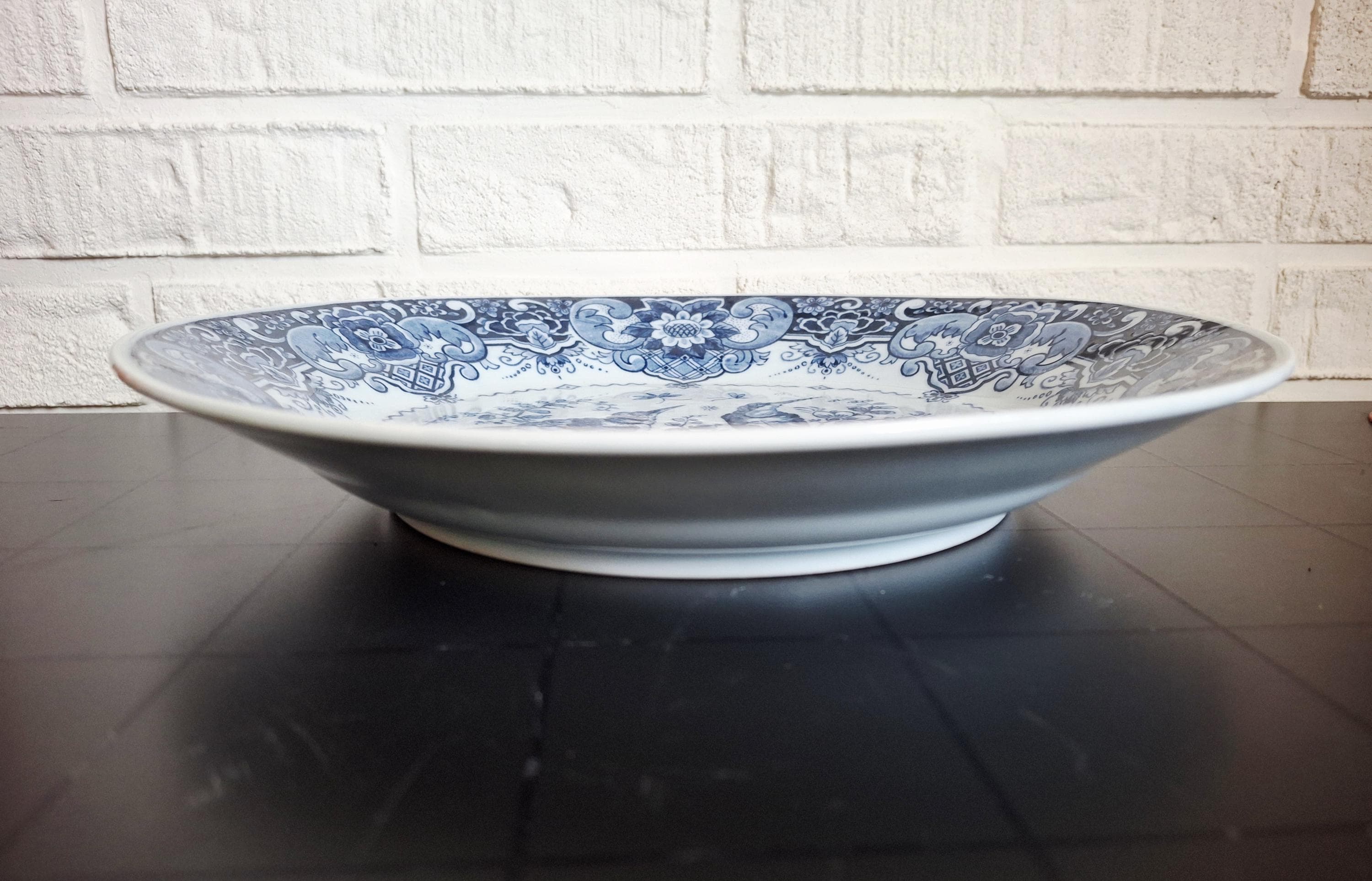 Dutch antique Mosa Maastricht plate (c.1900–1930s)