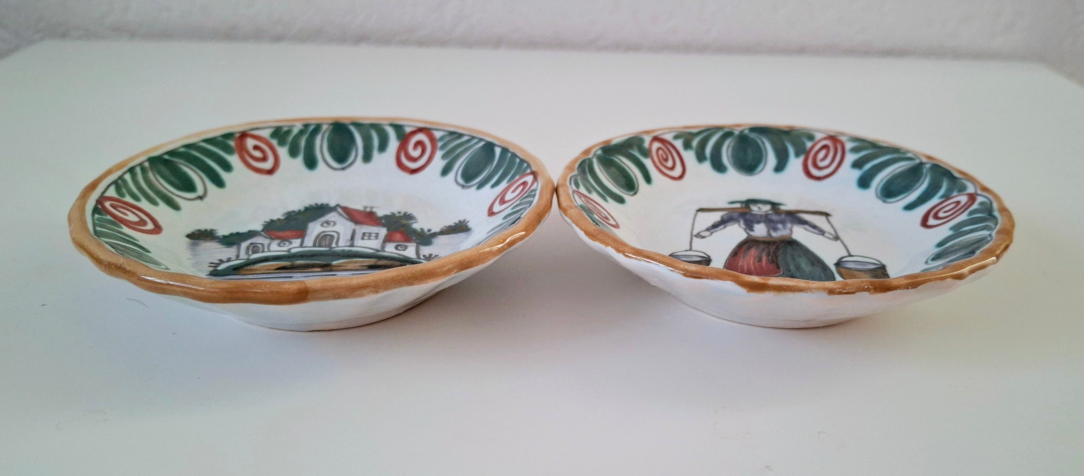 Pair of miniature Workum wall plates, Hand-painted dutch folk pottery
