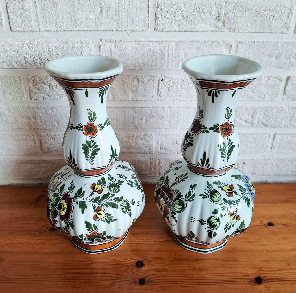Royal Delft Polychrome hand-painted garniture set, De Porceleyne Fles, Holland