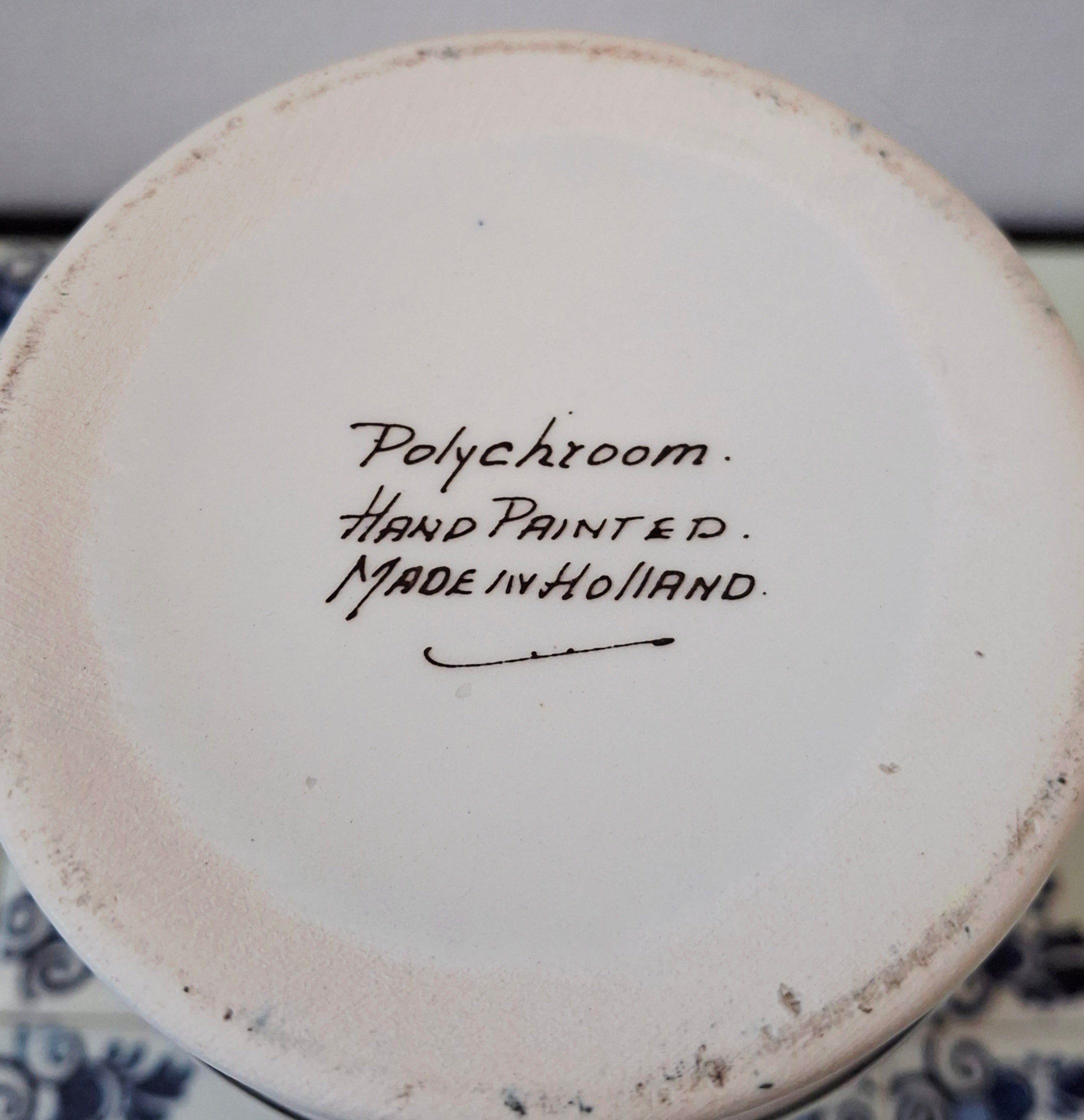 Dutch polychrome lidded jar