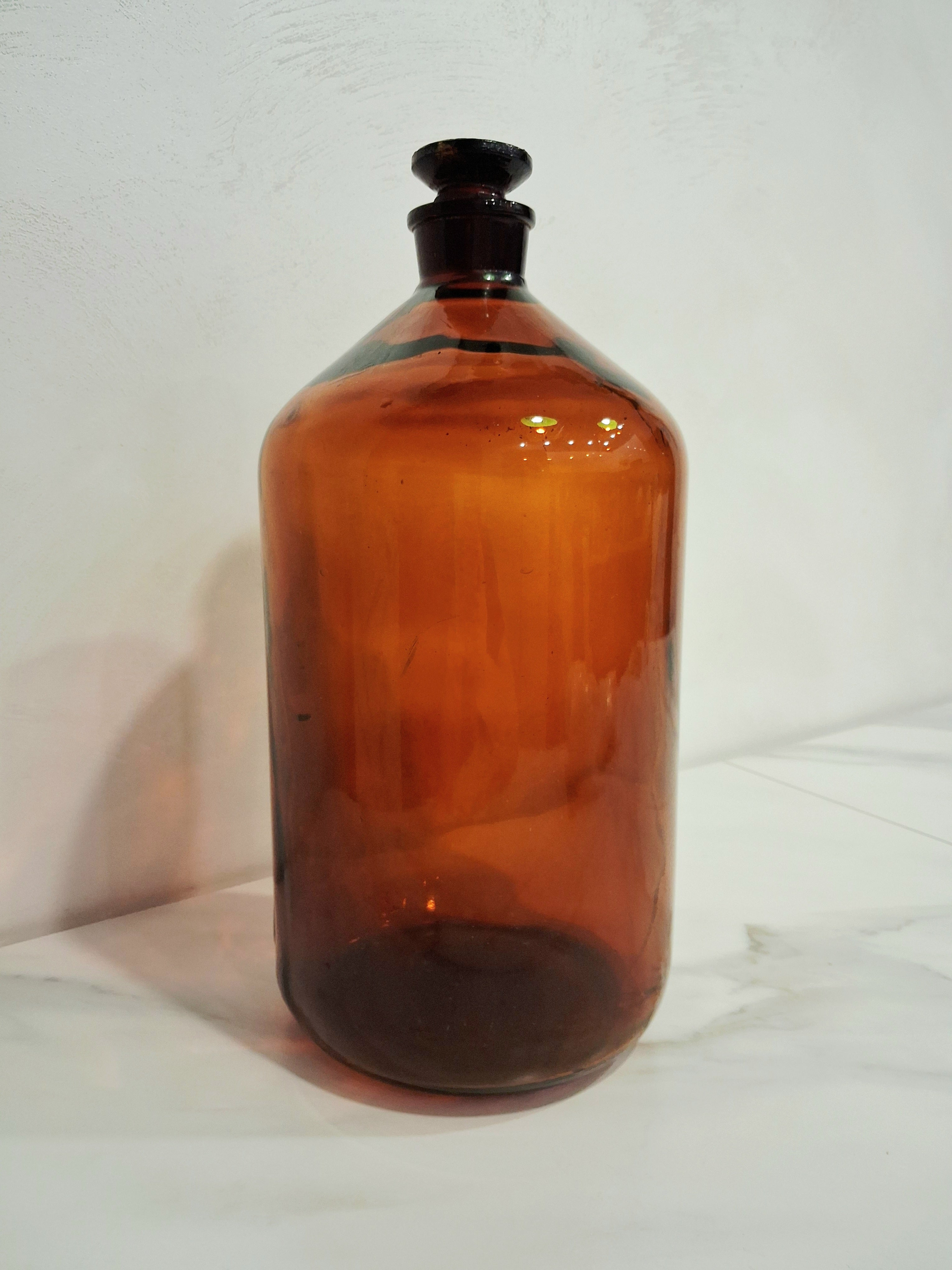 Vintage amber apothecary bottle from the 1950s, 5 litters