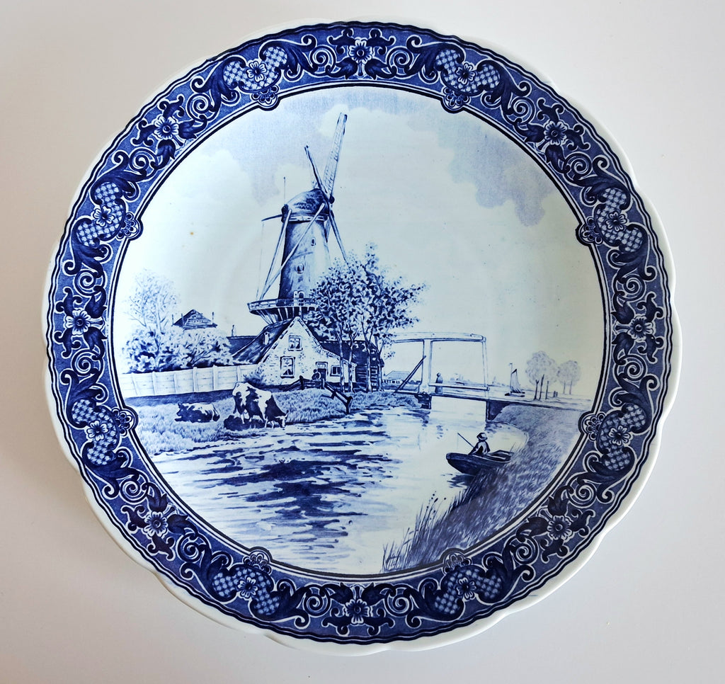 Delft Blue collector plates set, Holland Royal Sphinx Maastricht, 31cm