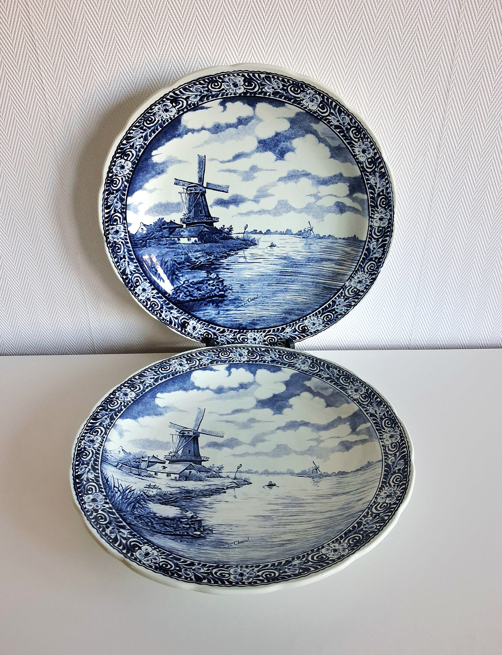 Large Delfts Royal Sphinx wall plates, 15.5 inches