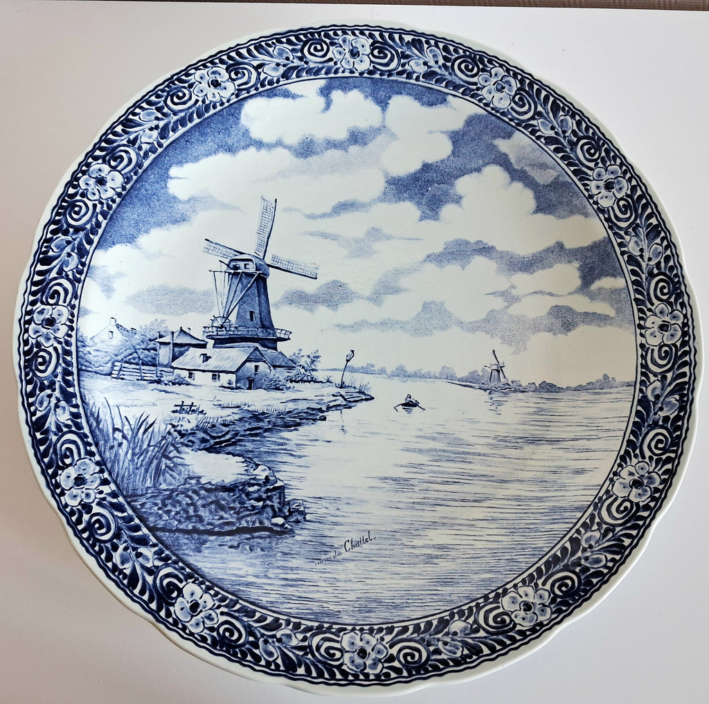 Large Delfts Royal Sphinx wall plates, 15.5 inches