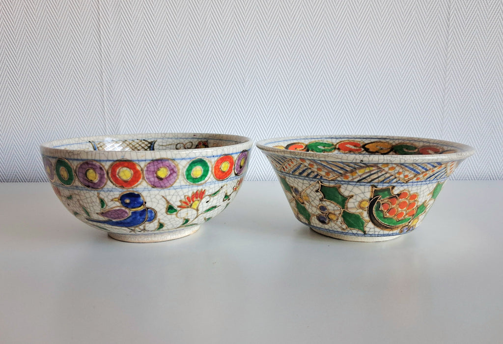 Pair of antique Japanese Satsuma style crackle glaze bowls, Early 20th century