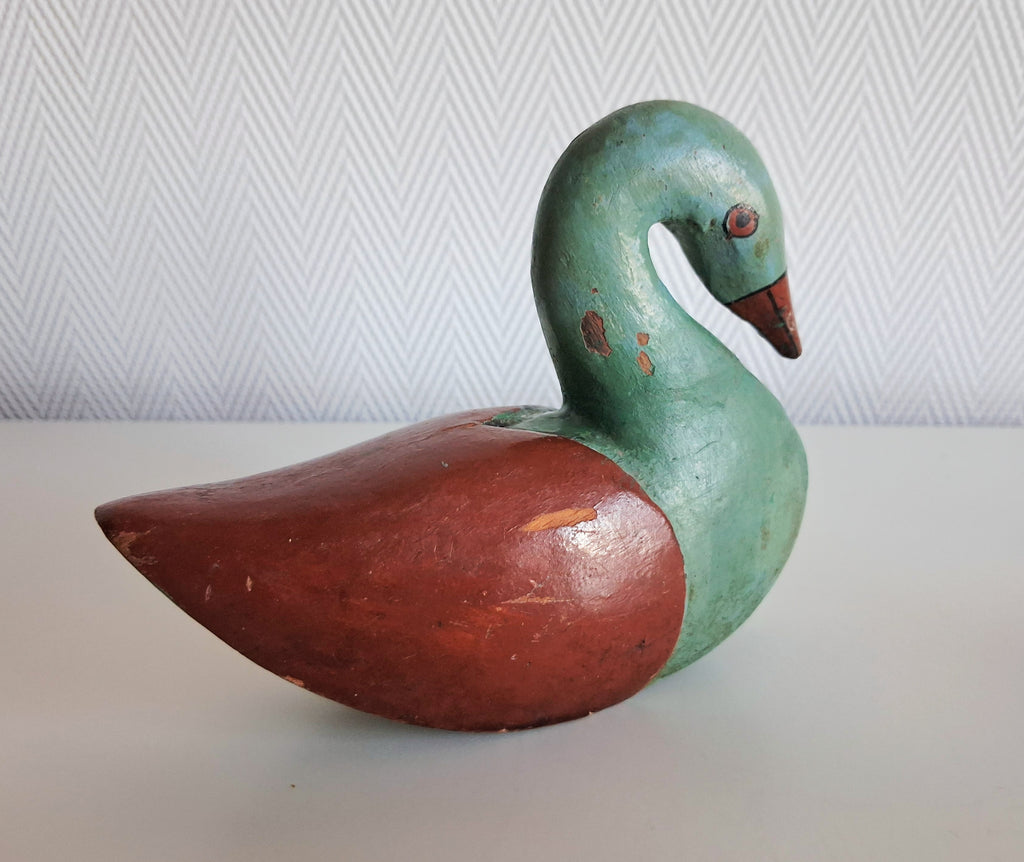 Vintage wooden duck figurines set of three