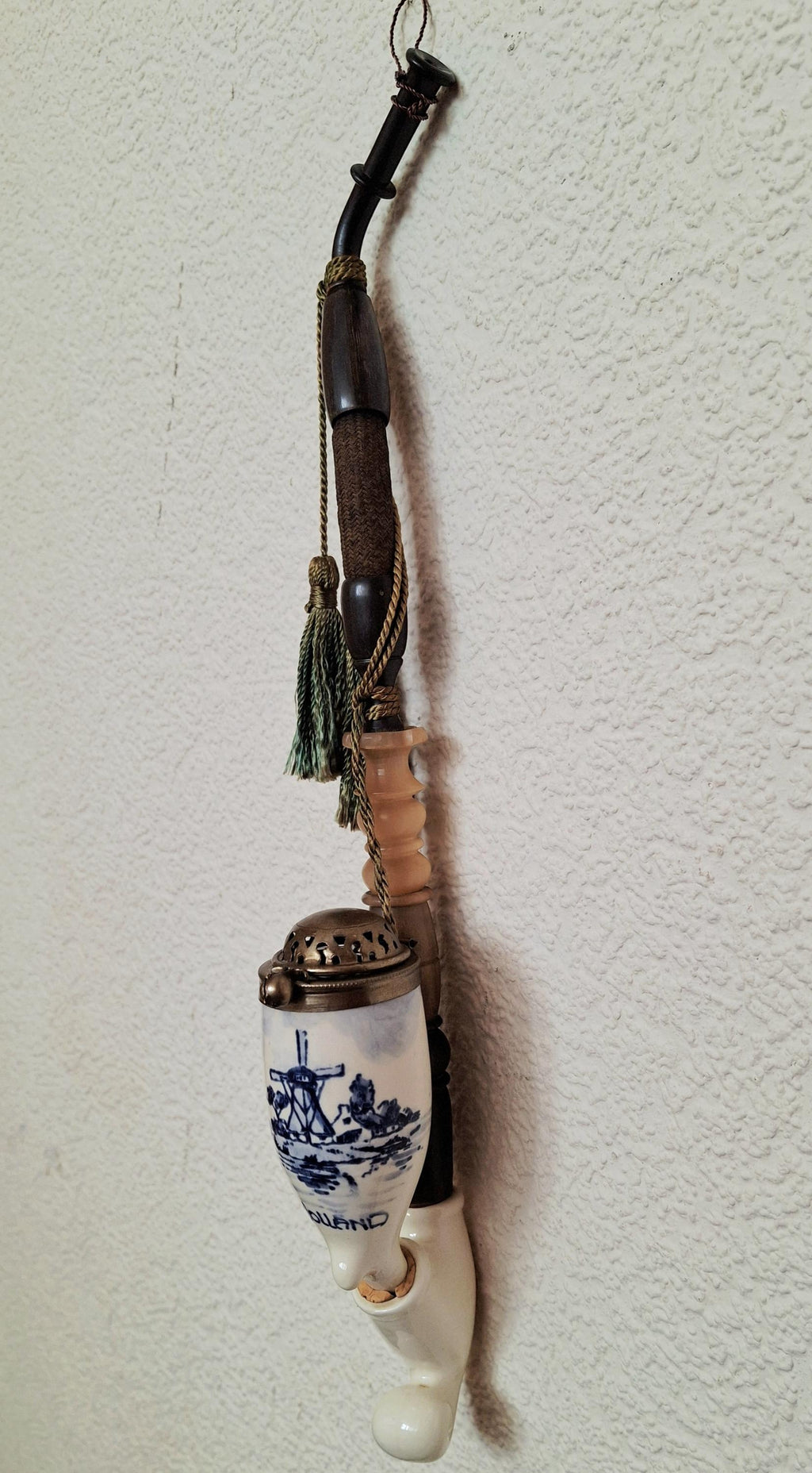 Dutch porcelain pipe with Delft Blue bowl and brass lid, Collectible Tobacco Pipe