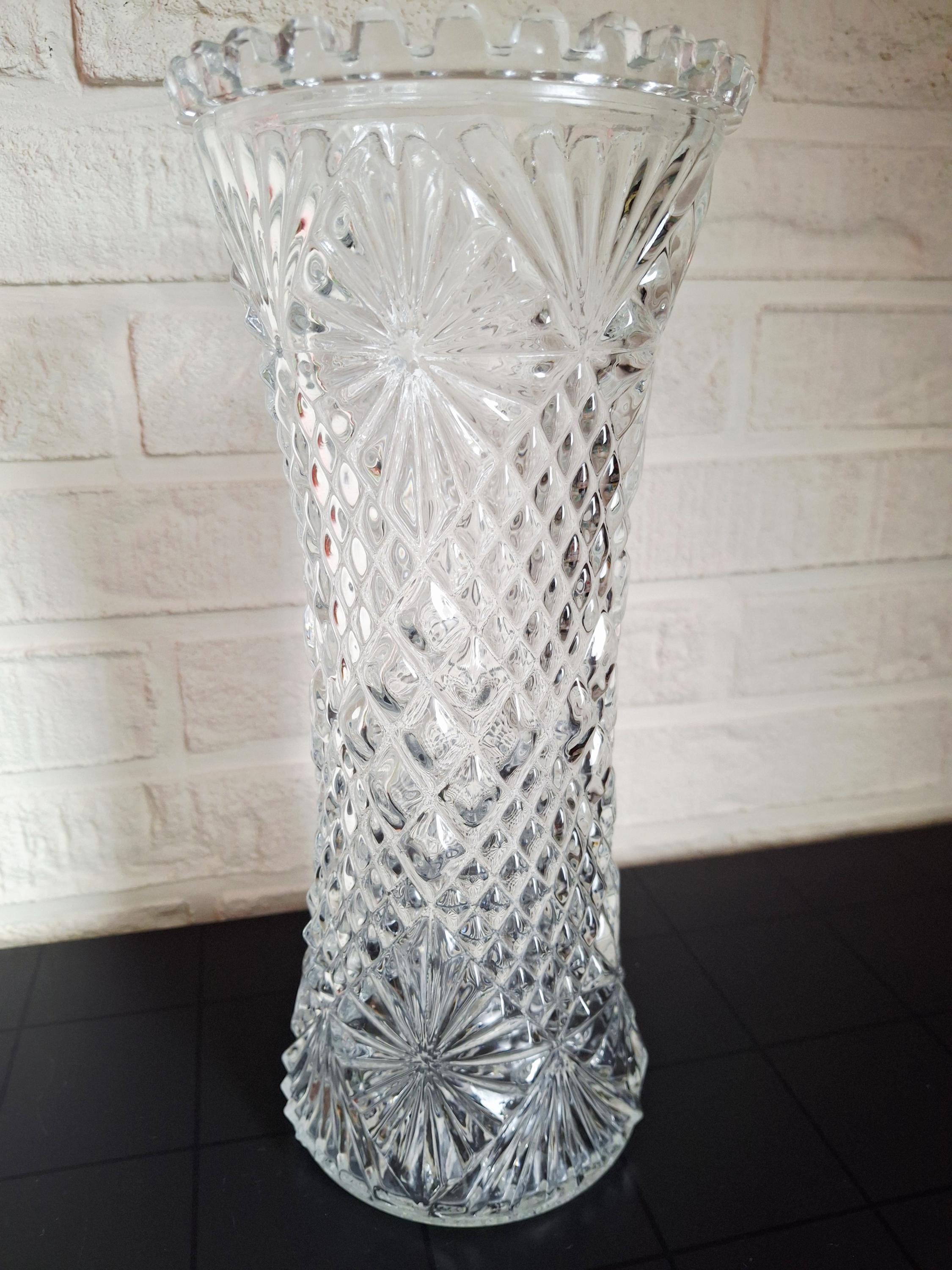 Vintage glass from Finland, Riihimäki crystal vase, 26 cm