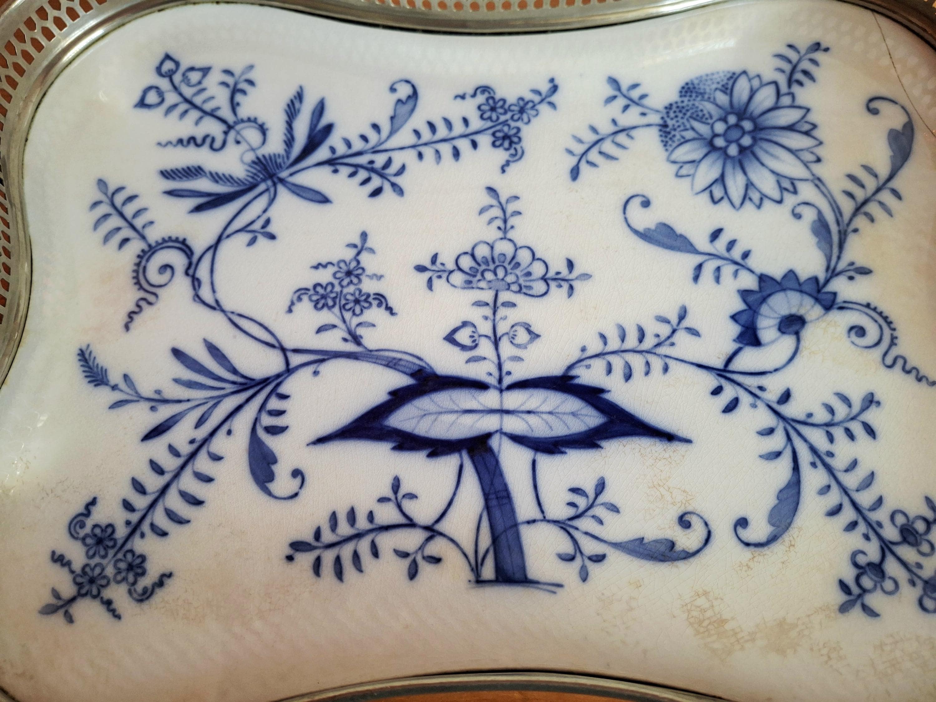 Vintage Delft Blue style porcelain and metal serving tray