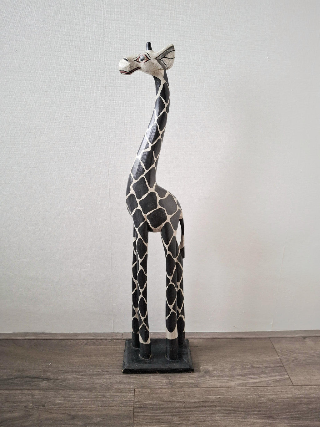 Hand carved wooden giraffe figurine 80 cm tall
