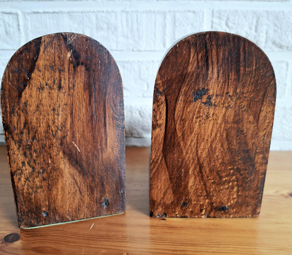 A Pair of oak bookends, Art deco bookends ball, Dutch wooden bookends with spheres