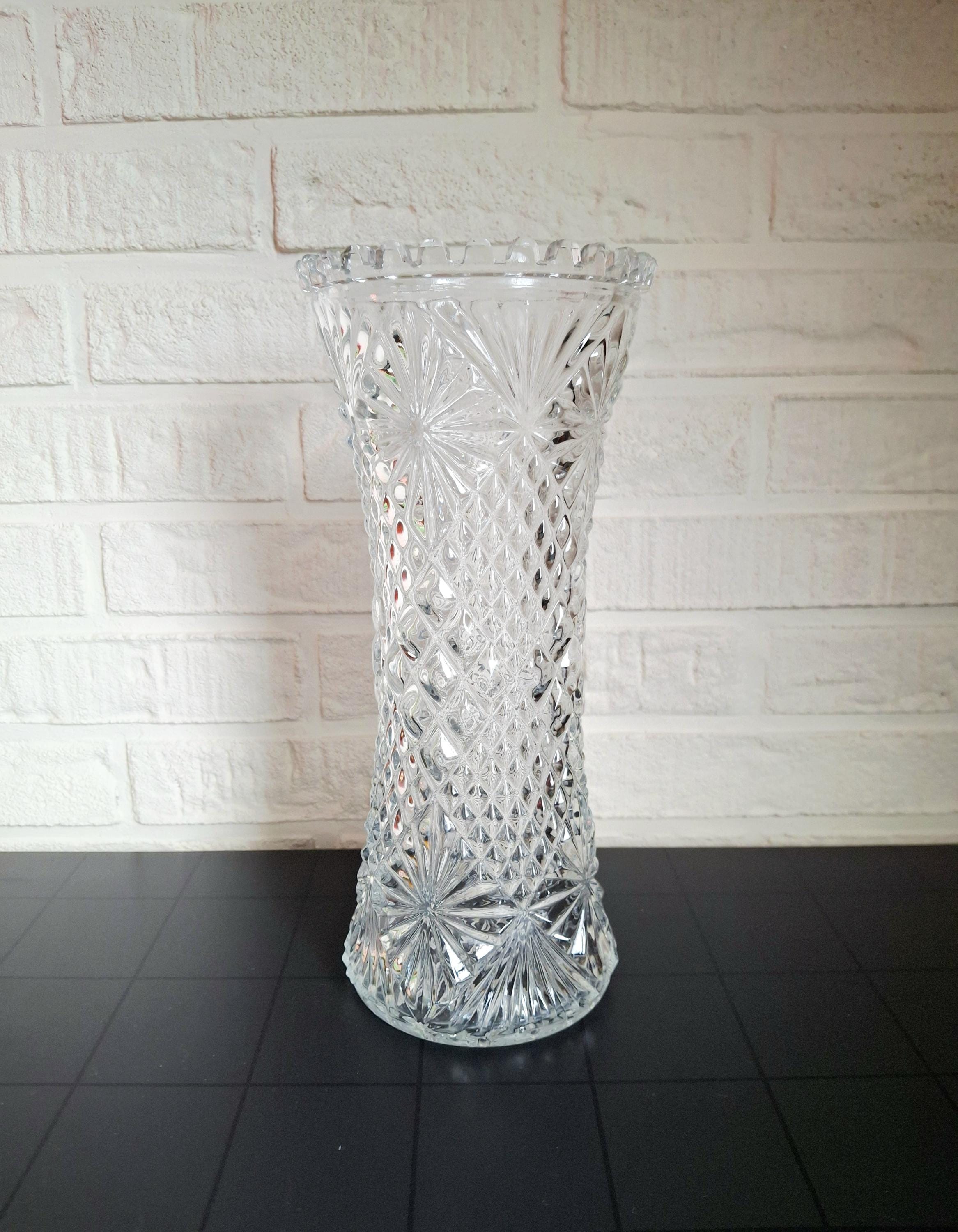 Vintage glass from Finland, Riihimäki crystal vase, 26 cm