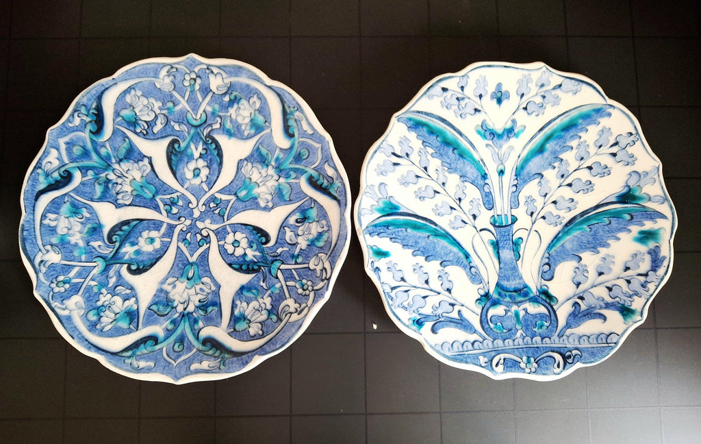 Set of 2 handmade Turkish ceramic plates Ezgi Çini Kütahya, Blue & White decorative plates