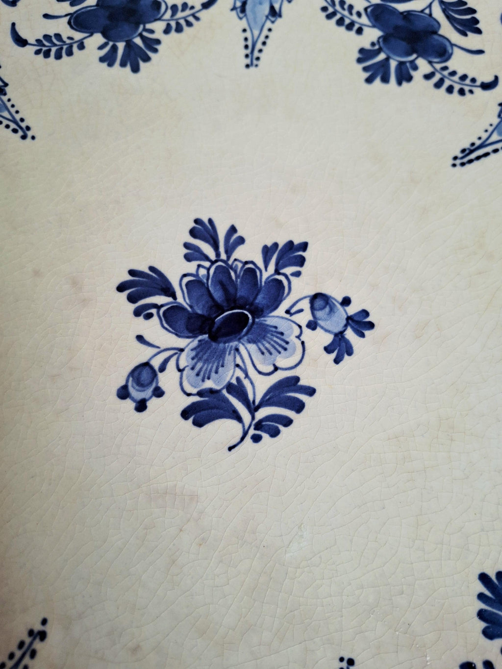 Royal Delft large hand painted plate, 1949