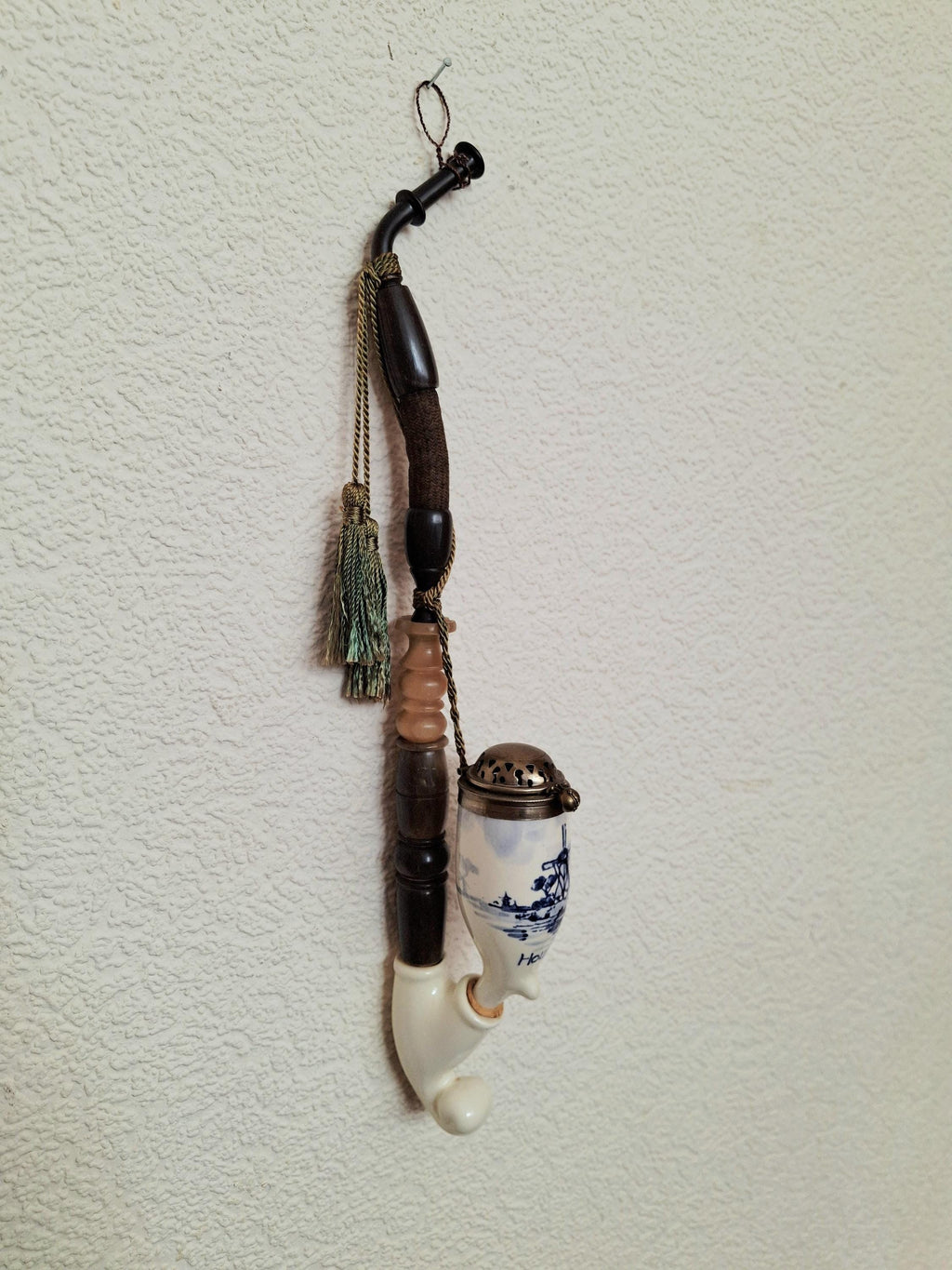 Dutch porcelain pipe with Delft Blue bowl and brass lid, Collectible Tobacco Pipe