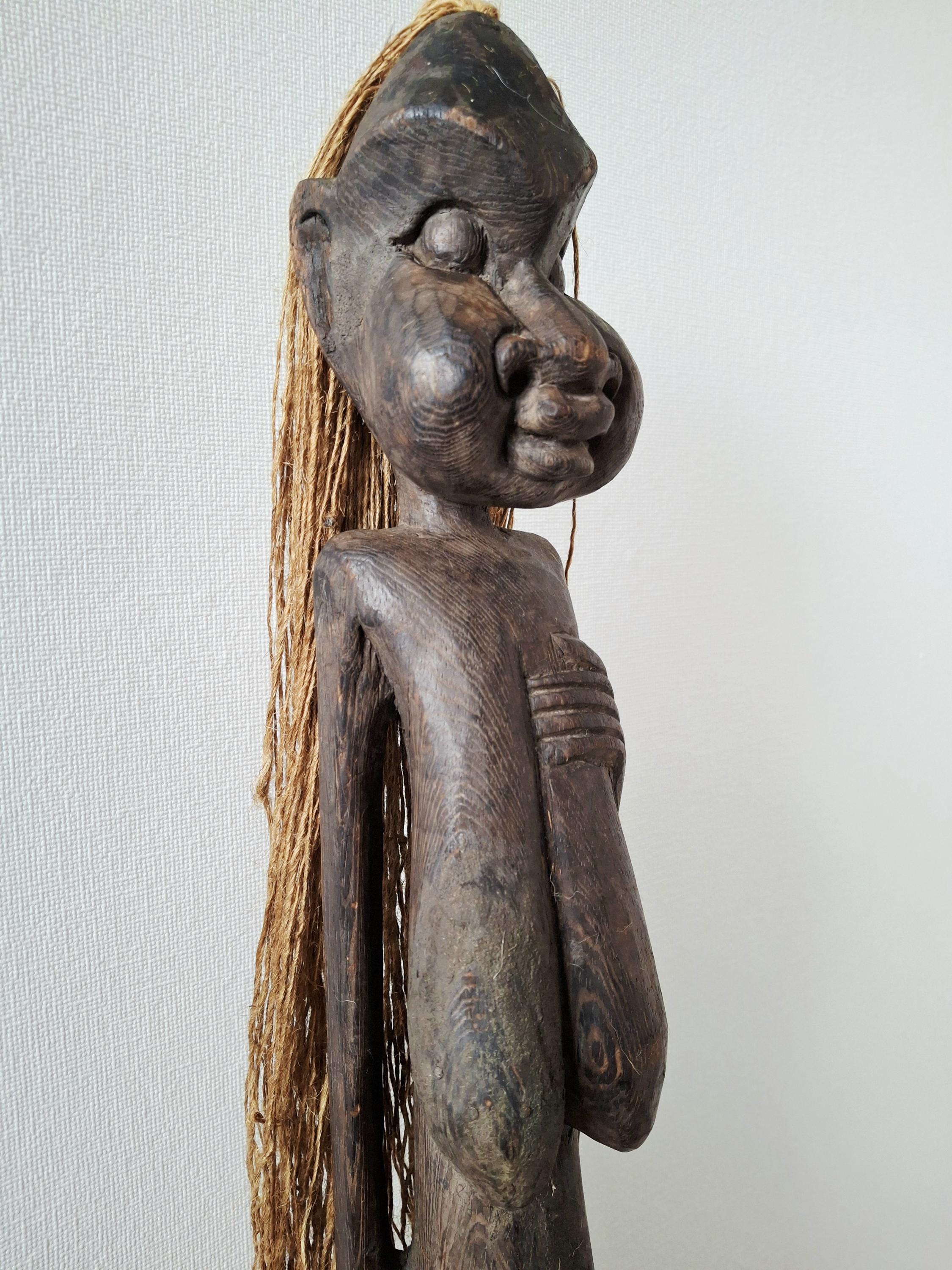 Tall african tribal female figure, Hand carved wood sculpture - 101.5 cm