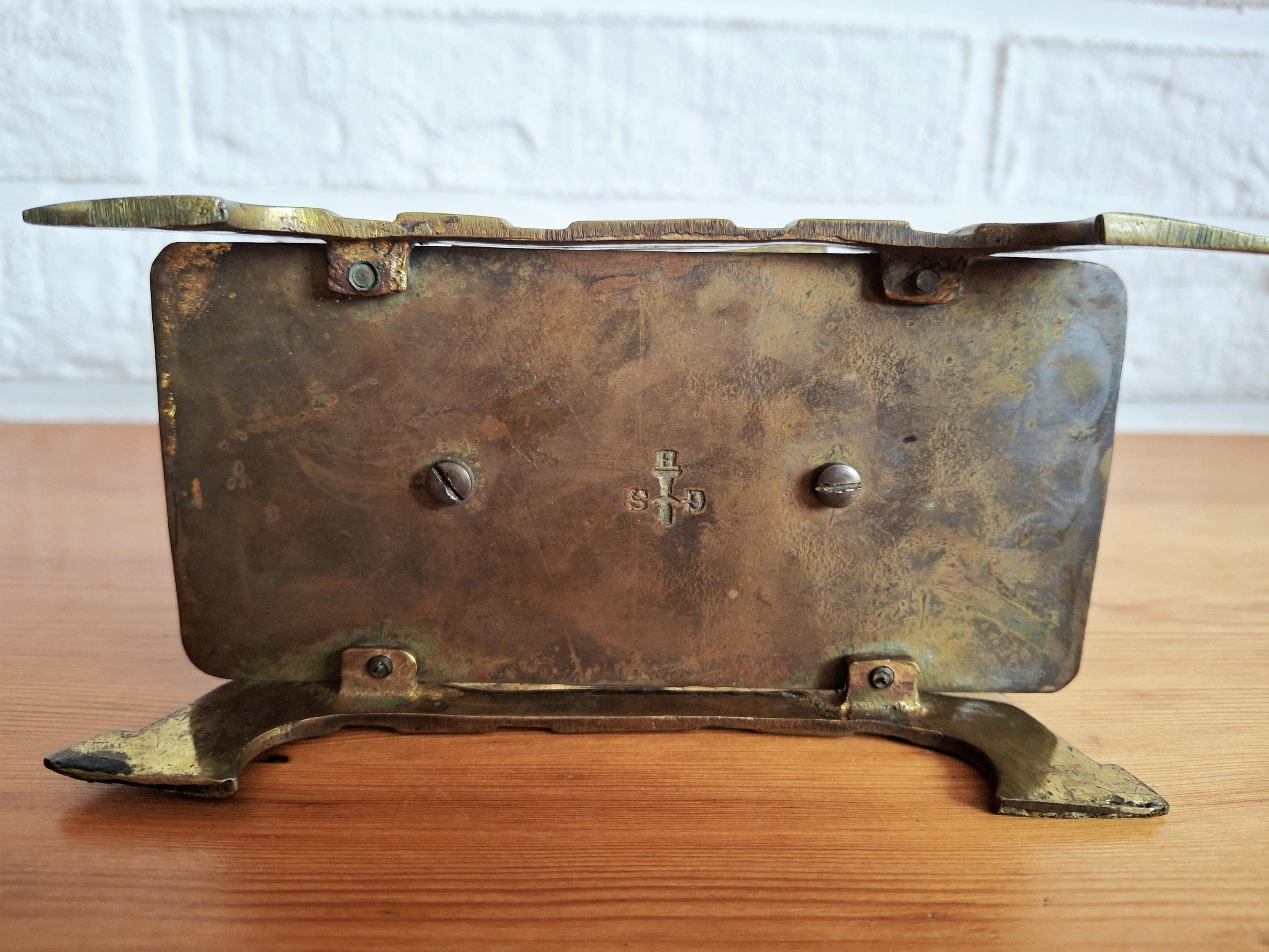 Antique brass letter, Napkin holder