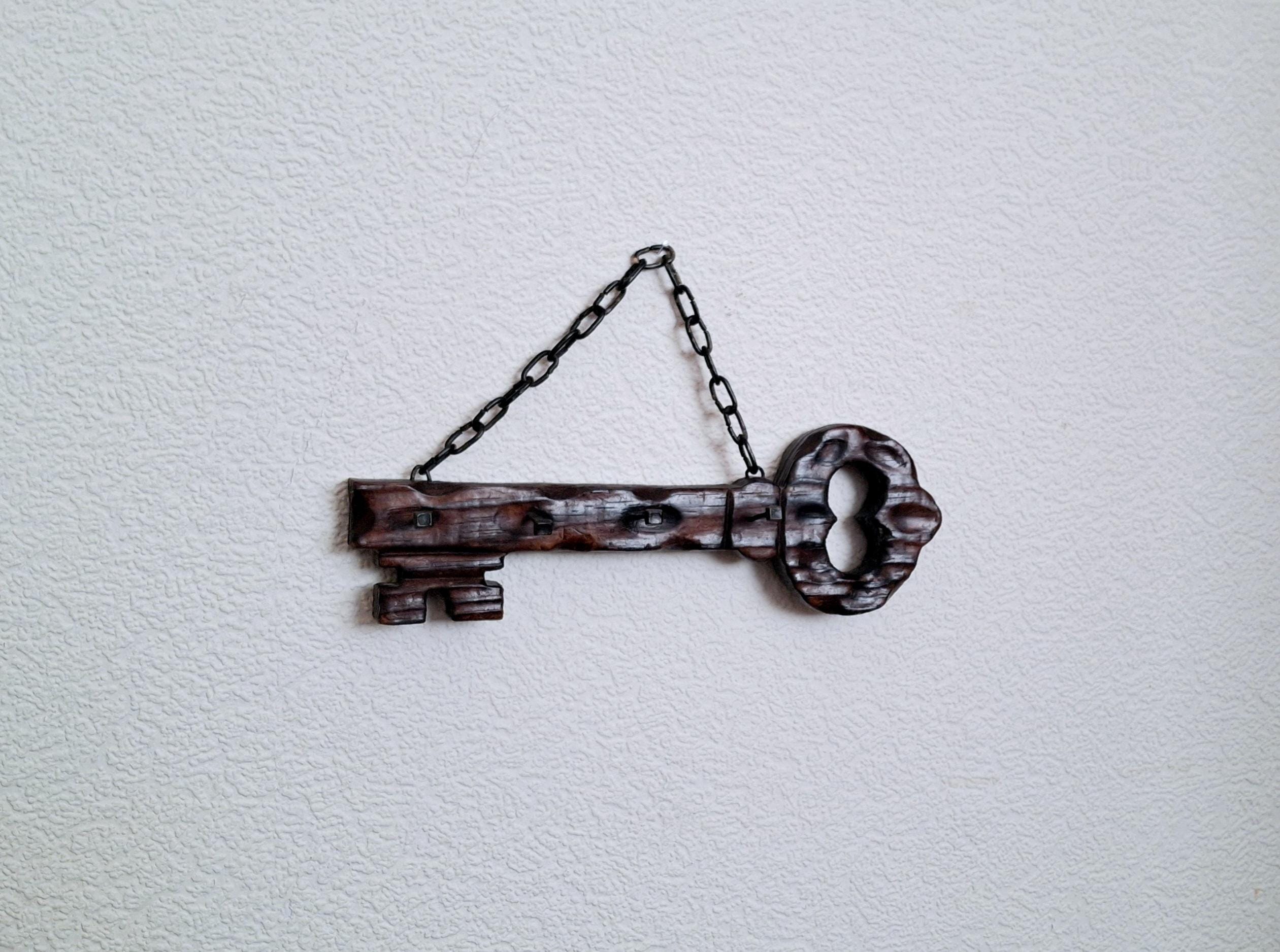 Vintage rustic key holder, key hooks