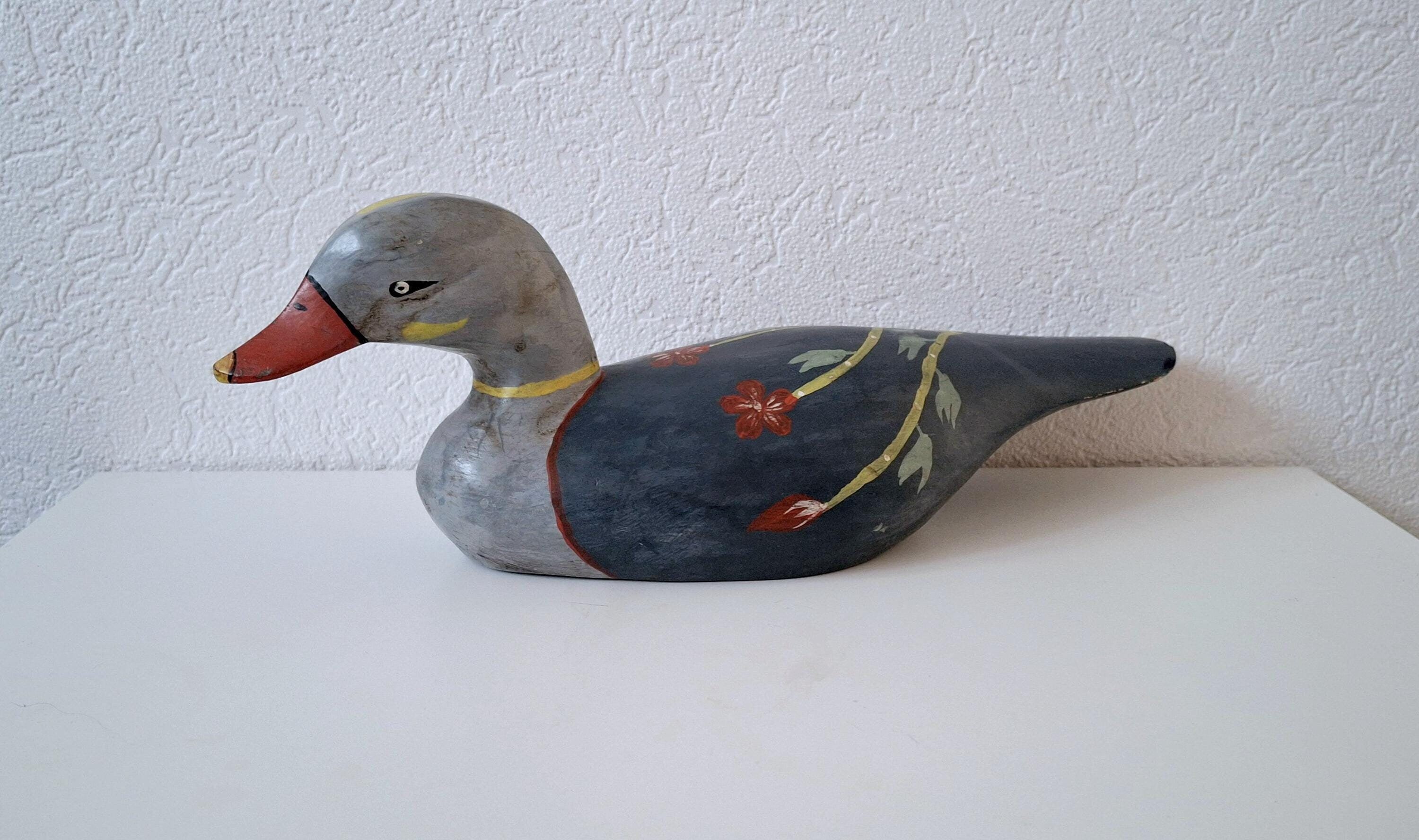 Wooden duck sculpture, folk art carvings