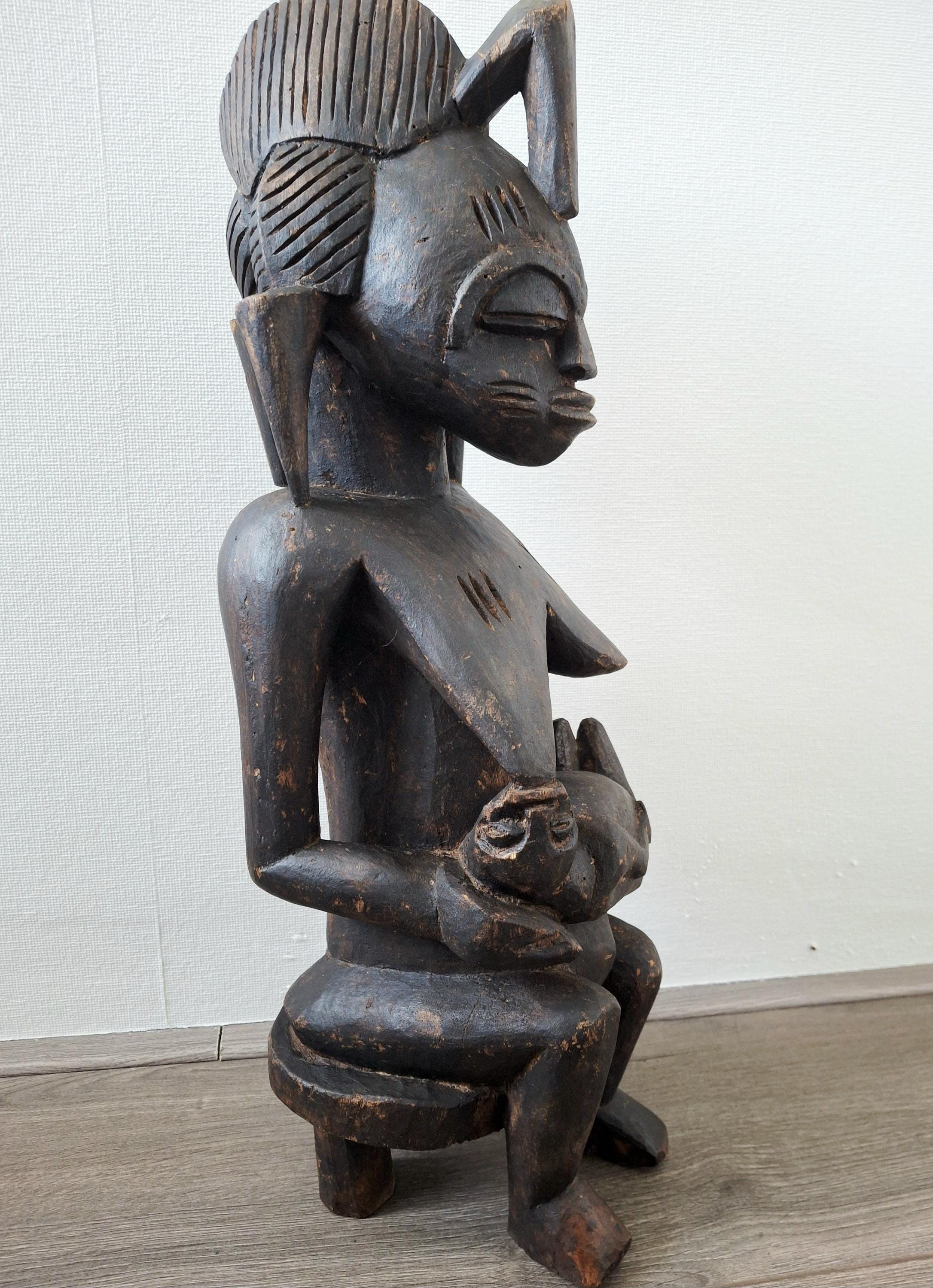 African wooden fertility statue, Nigerian mother and child, 50cm tall